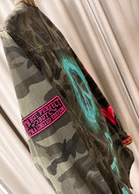 Load image into Gallery viewer, FUNKY PATCH - Army Jacket