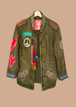 Load image into Gallery viewer, FUNKY PATCH - Army Jacket
