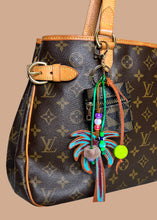 Afbeelding in Gallery-weergave laden, Palm Charm Case