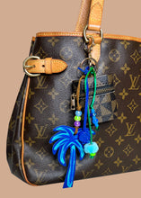Afbeelding in Gallery-weergave laden, Palm Charm Case