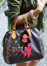 Afbeelding in Gallery-weergave laden, Monkey-Chi Charm