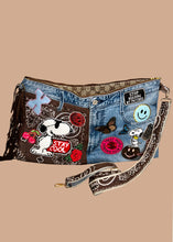 Afbeelding in Gallery-weergave laden, BIG Bandana Fringe Clutch