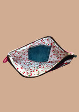 Afbeelding in Gallery-weergave laden, Bandana Luxe Clutch