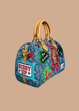Afbeelding in Gallery-weergave laden, THE OG BAG 25 – Denim Icon