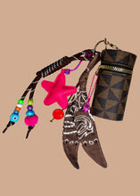 Afbeelding in Gallery-weergave laden, Lip Charm Case