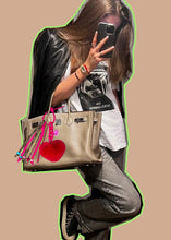 Afbeelding in Gallery-weergave laden, Bag⭐️Charm - Fluffy