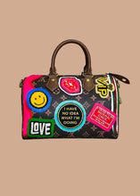 Load image into Gallery viewer, THE OG BAG 25 – Stay Weird