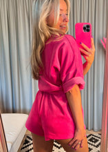 Afbeelding in Gallery-weergave laden, The Romper - Pink
