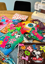 Load image into Gallery viewer, Bandana Funky Clutch
