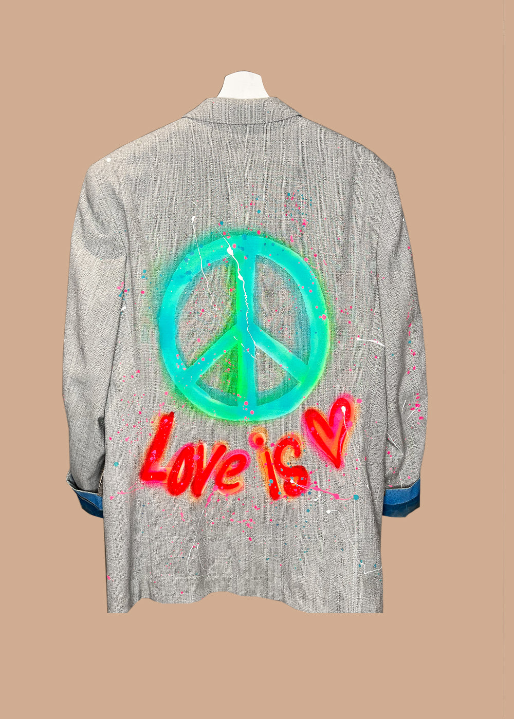 LOVE IS LOVE - Blazer