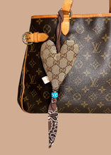 Afbeelding in Gallery-weergave laden, Heart Charm
