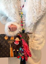 Afbeelding in Gallery-weergave laden, Monkey-Chi Charm
