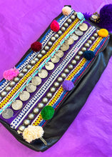 Afbeelding in Gallery-weergave laden, The Boho Leather Bag - Purple
