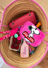 Load image into Gallery viewer, Snoopy LOVE Pochette
